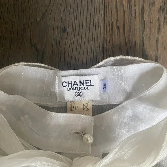 CHANEL BOUTIQUE PEARL TIE NECK BLOUSE - Picture 5 of 6